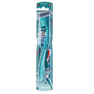 Aquafresh Cepillo dental advance 9-12 años
